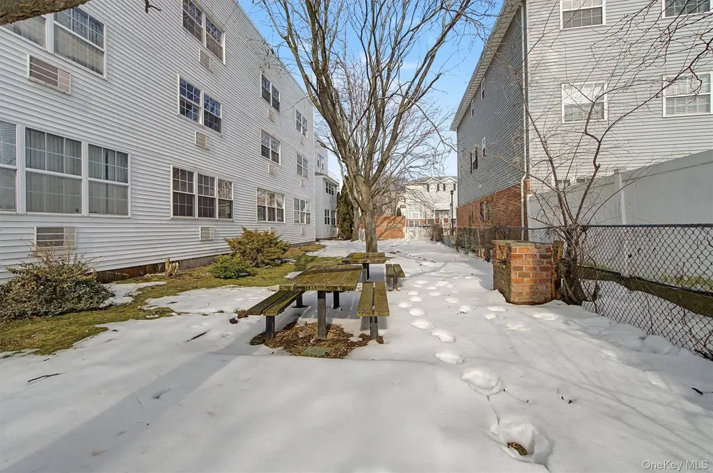 204 Sunset Boulevard Bronx NY 10473