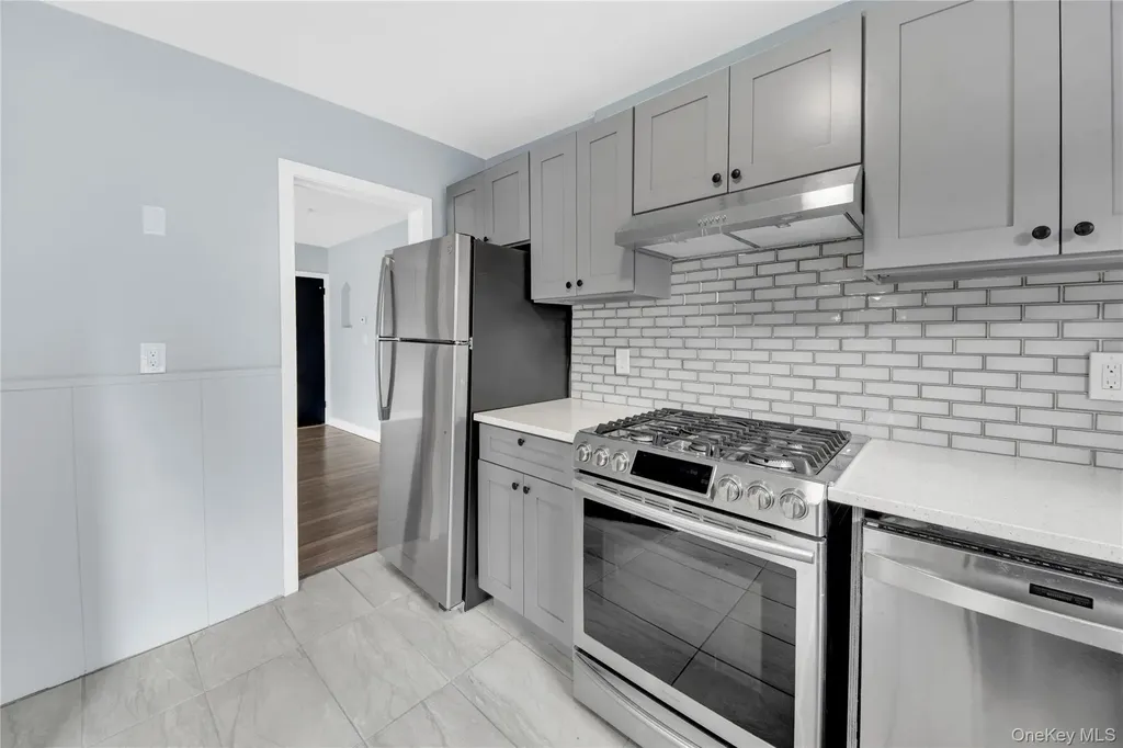 28 Crestmont Avenue Yonkers NY 10704