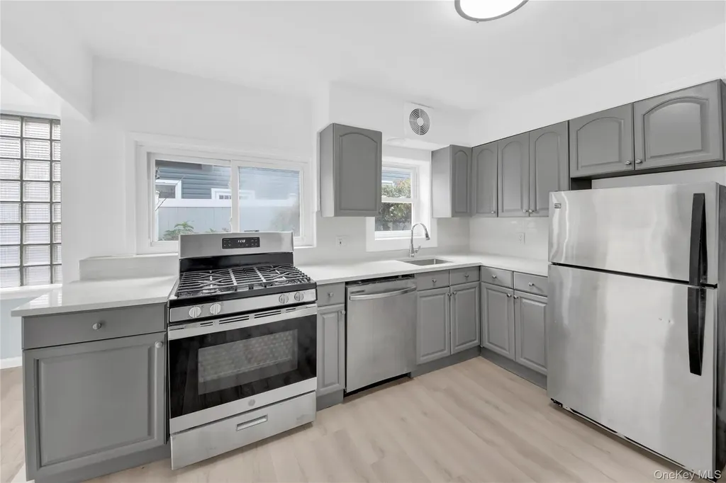 28 Crestmont Avenue Yonkers NY 10704