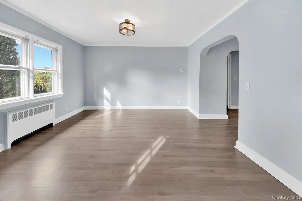 28 Crestmont Avenue Yonkers NY 10704