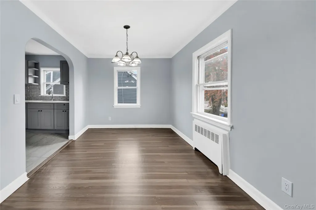 28 Crestmont Avenue Yonkers NY 10704