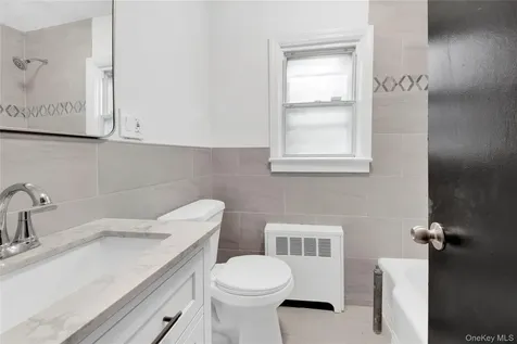 28 Crestmont Avenue Yonkers NY 10704