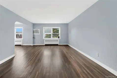 28 Crestmont Avenue Yonkers NY 10704