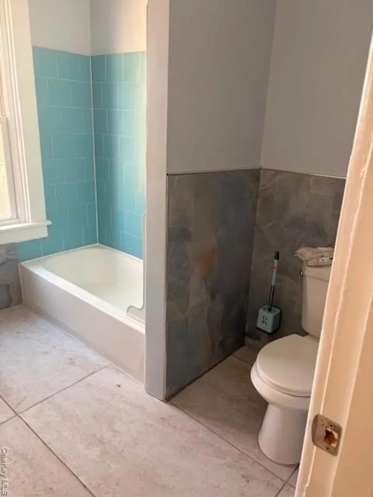 42 Carpenter Avenue Newburgh NY 12550