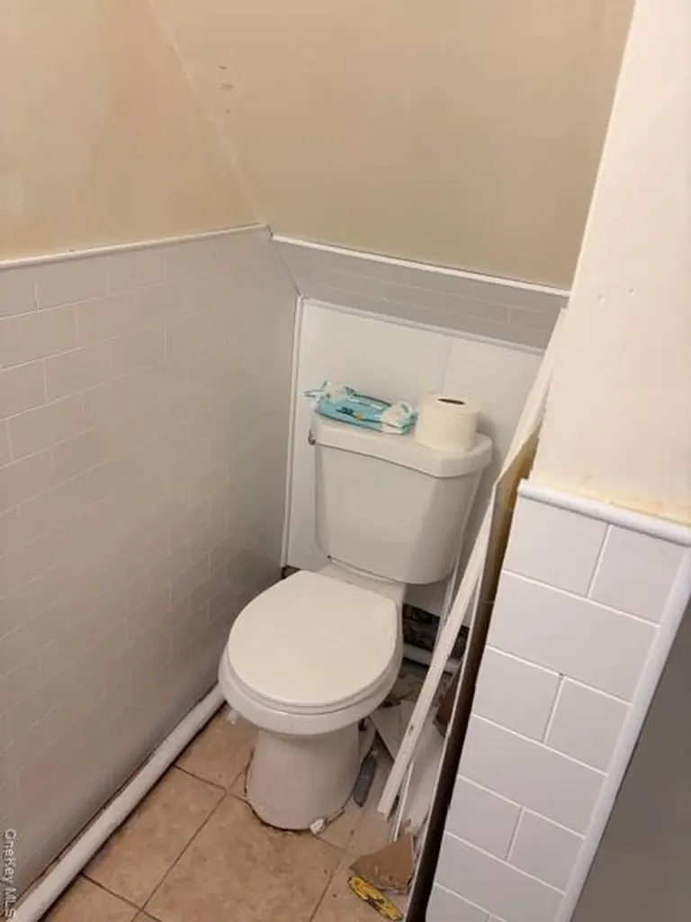 42 Carpenter Avenue Newburgh NY 12550