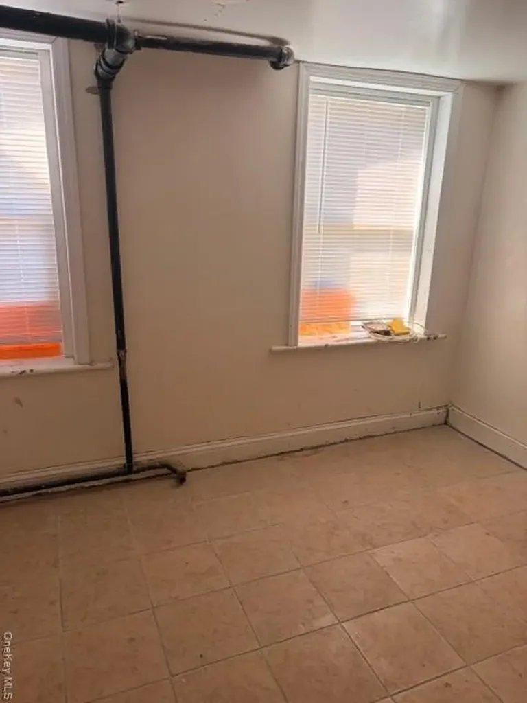 42 Carpenter Avenue Newburgh NY 12550