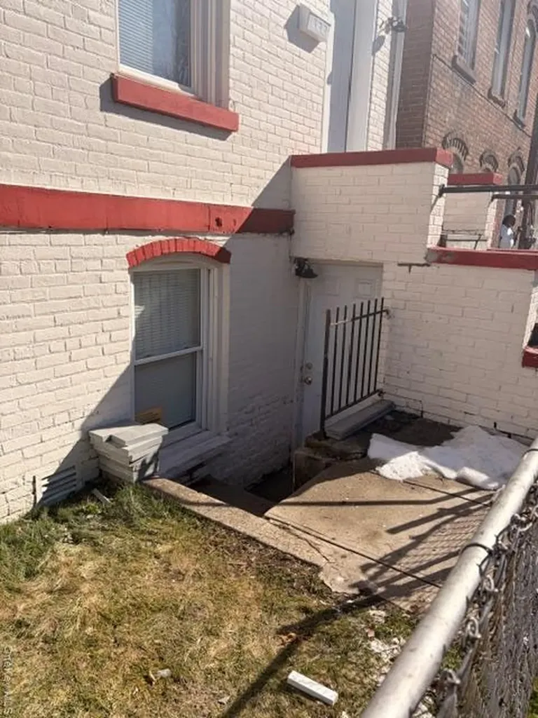42 Carpenter Avenue Newburgh NY 12550