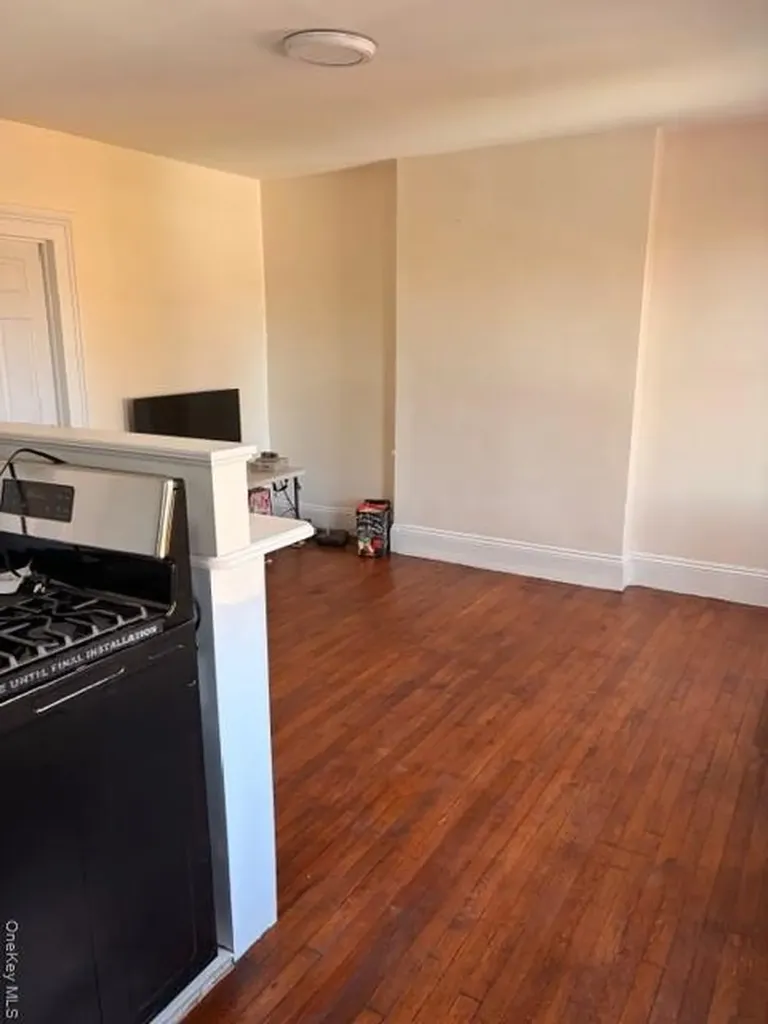 42 Carpenter Avenue Newburgh NY 12550
