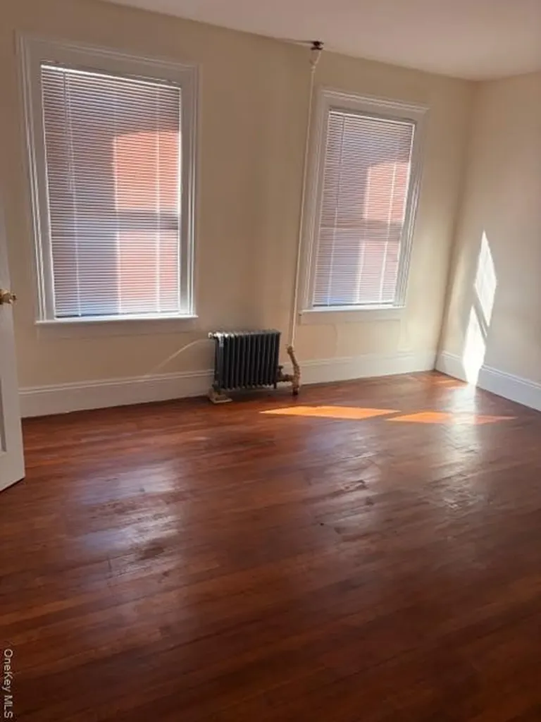 42 Carpenter Avenue Newburgh NY 12550