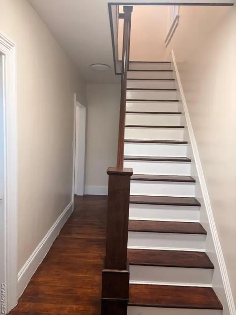 42 Carpenter Avenue Newburgh NY 12550