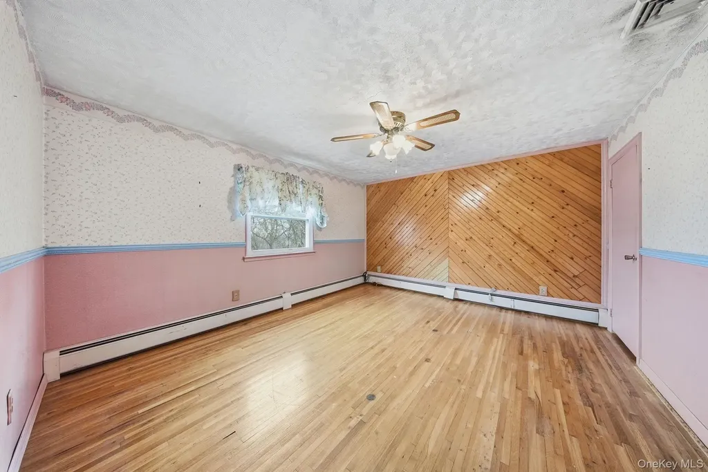 16 Mountain Avenue Middletown NY 10940