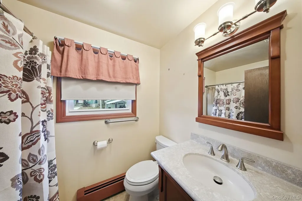 16 Mountain Avenue Middletown NY 10940