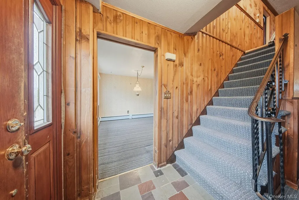 16 Mountain Avenue Middletown NY 10940
