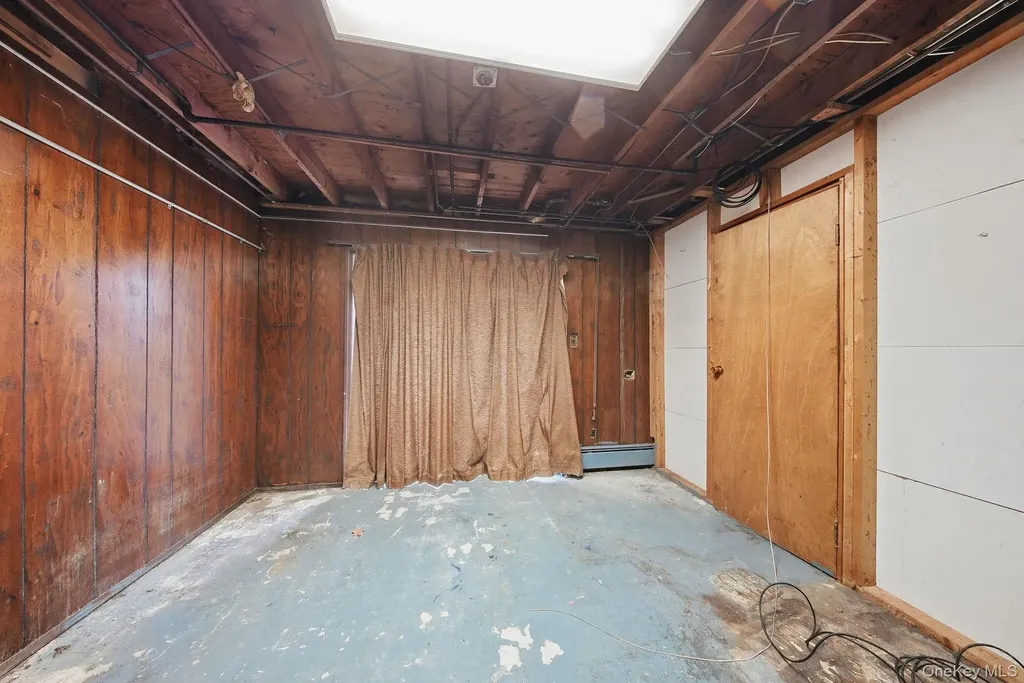 16 Mountain Avenue Middletown NY 10940