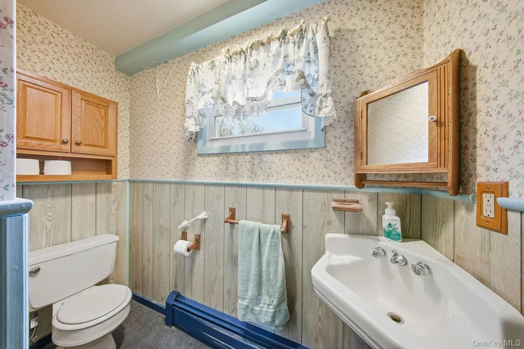 16 Mountain Avenue Middletown NY 10940