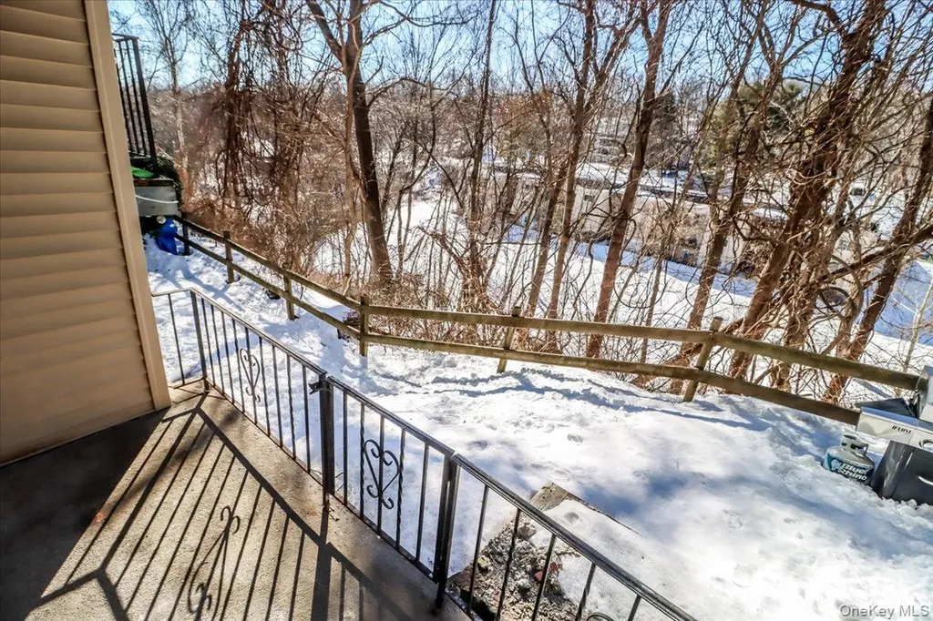 615 Fox Run Lane Carmel NY 10512