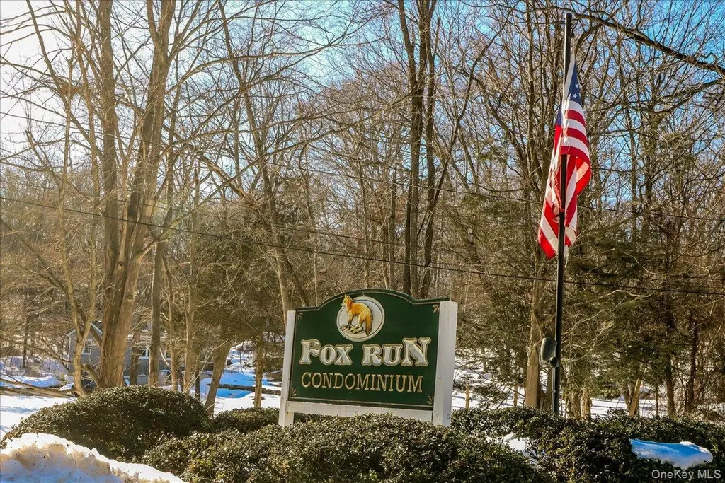 615 Fox Run Lane Carmel NY 10512