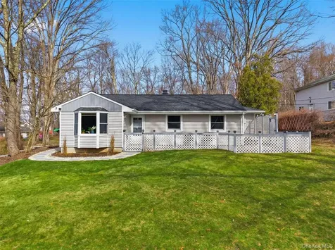 16 Sugar Hill Road North Salem NY 10560