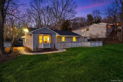 16 Sugar Hill Road North Salem NY 10560