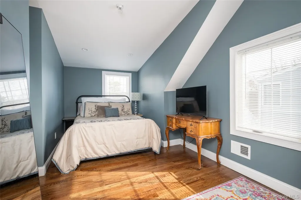 132 Webster Street Merrick NY 11566