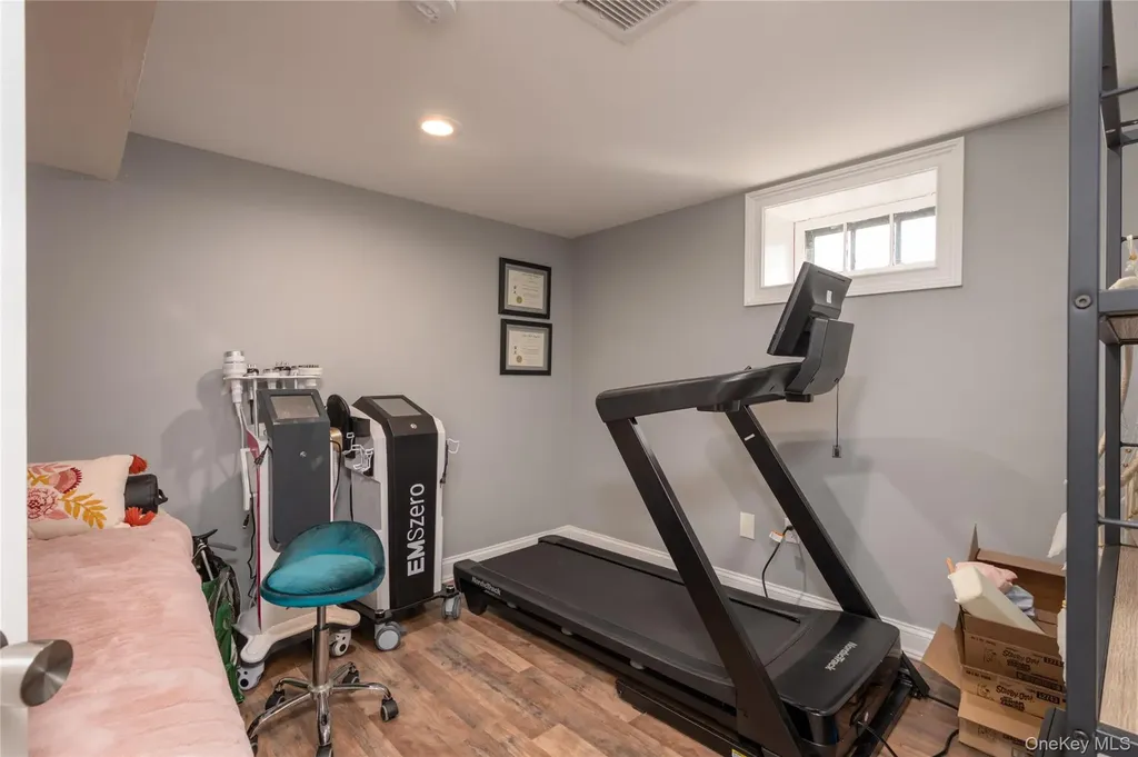 132 Webster Street Merrick NY 11566