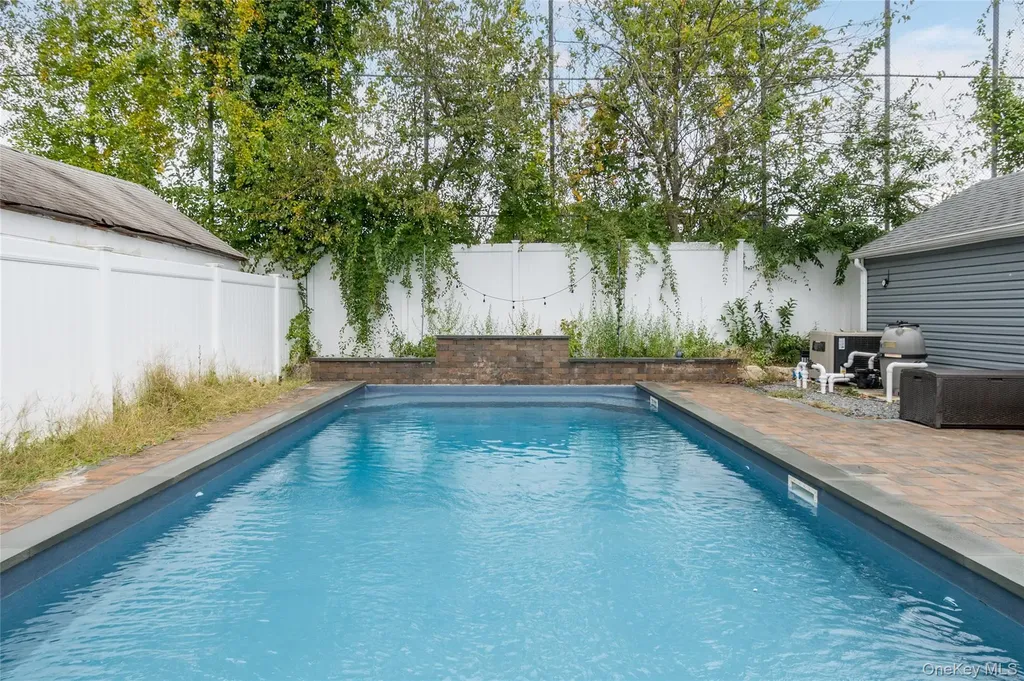 132 Webster Street Merrick NY 11566