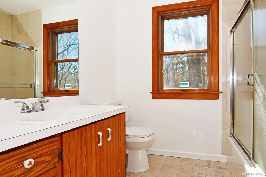 5 Arthur Street Riverhead NY 11901