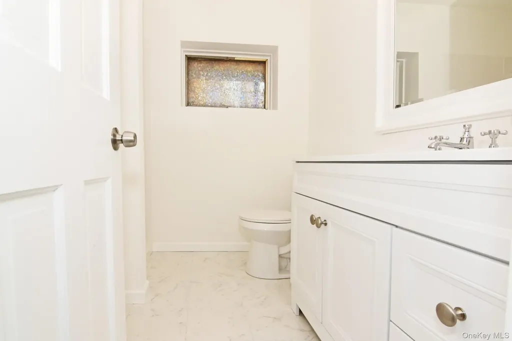 5 Arthur Street Riverhead NY 11901
