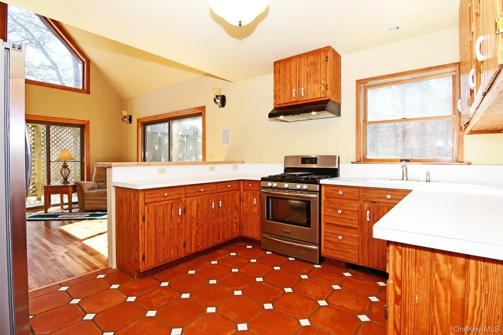 5 Arthur Street Riverhead NY 11901