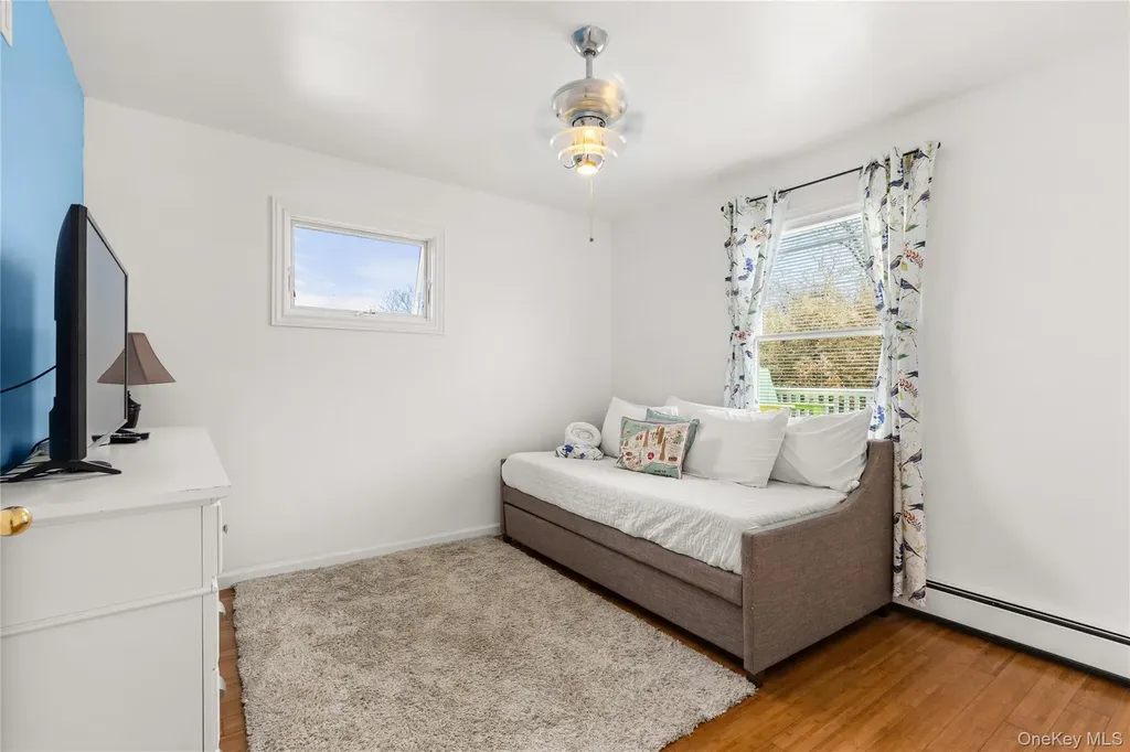 849 E Bay Drive West Islip NY 11795