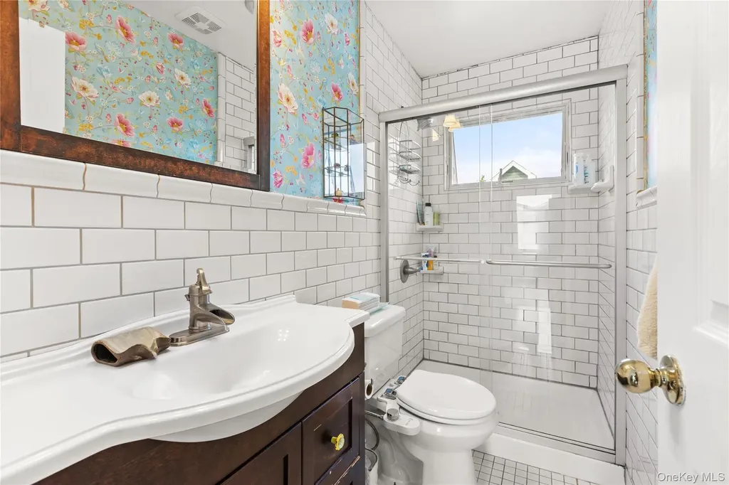 849 E Bay Drive West Islip NY 11795