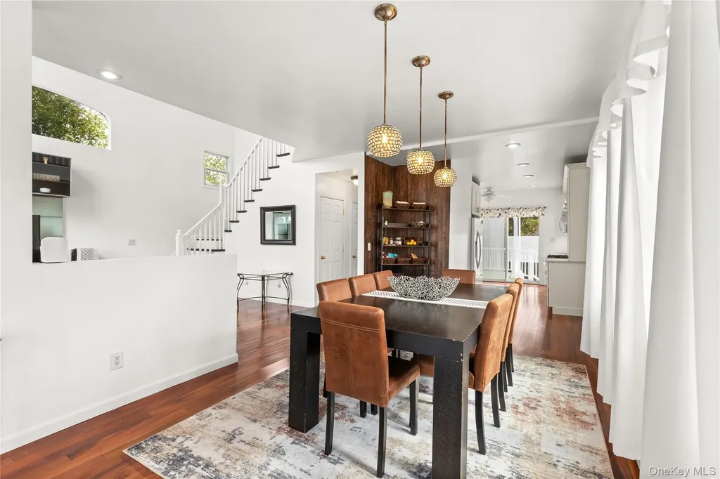 849 E Bay Drive West Islip NY 11795