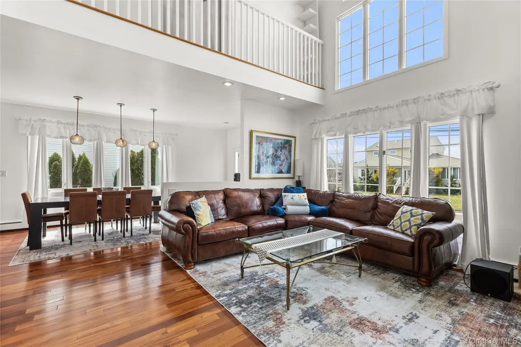 849 E Bay Drive West Islip NY 11795