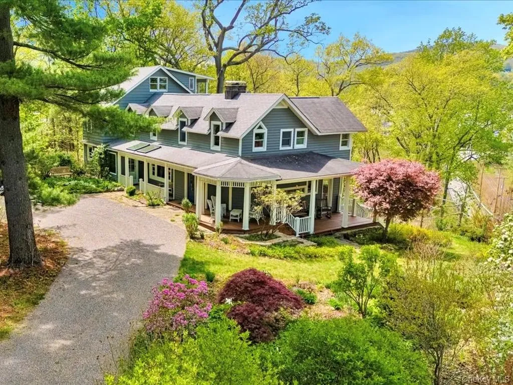 8 Manitou Ridge Garrison NY 10524