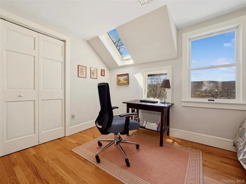 8 Manitou Ridge Garrison NY 10524