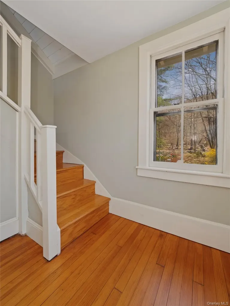 8 Manitou Ridge Garrison NY 10524