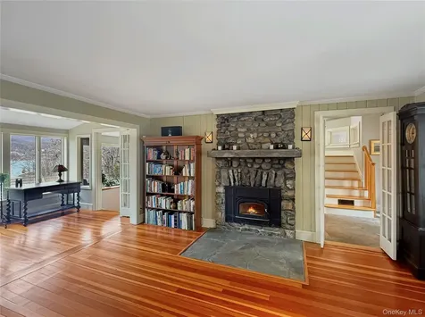 8 Manitou Ridge Garrison NY 10524