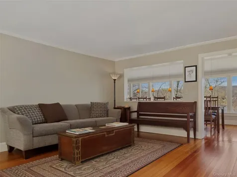 8 Manitou Ridge Garrison NY 10524