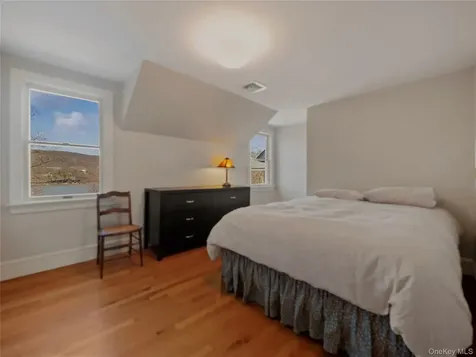 8 Manitou Ridge Garrison NY 10524