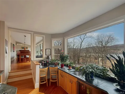 8 Manitou Ridge Garrison NY 10524