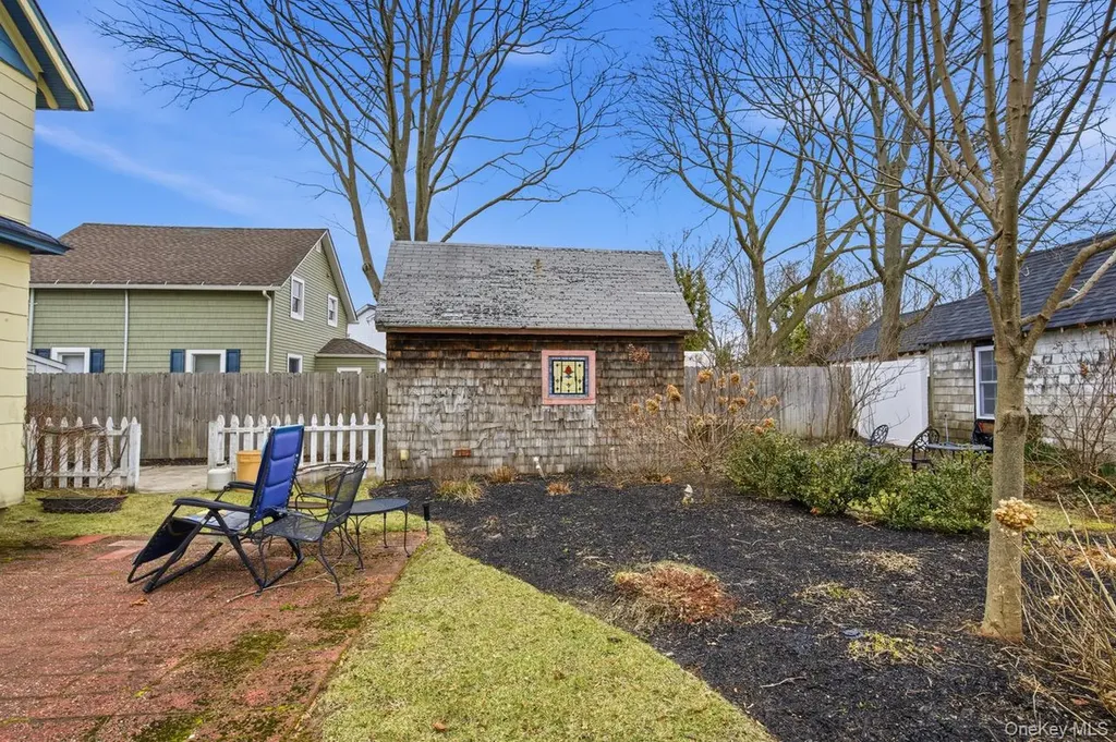 155 Smith Avenue Islip NY 11751