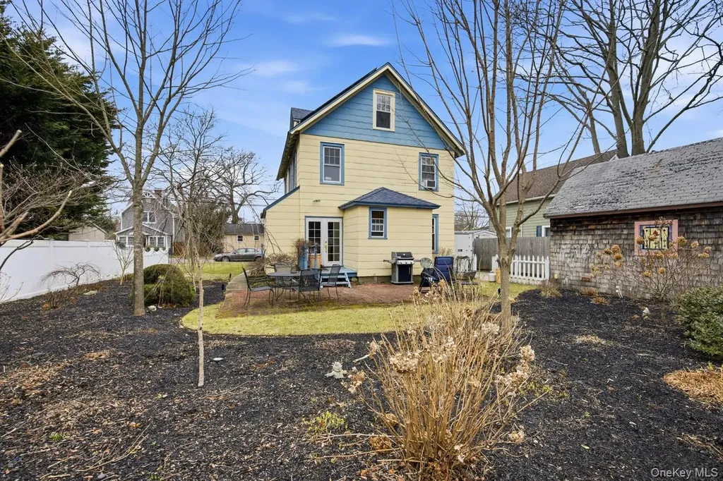 155 Smith Avenue Islip NY 11751