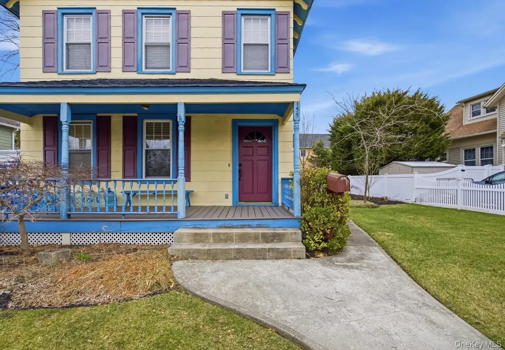 155 Smith Avenue Islip NY 11751