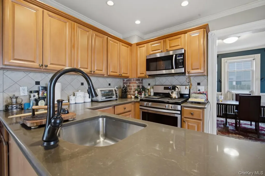 155 Smith Avenue Islip NY 11751