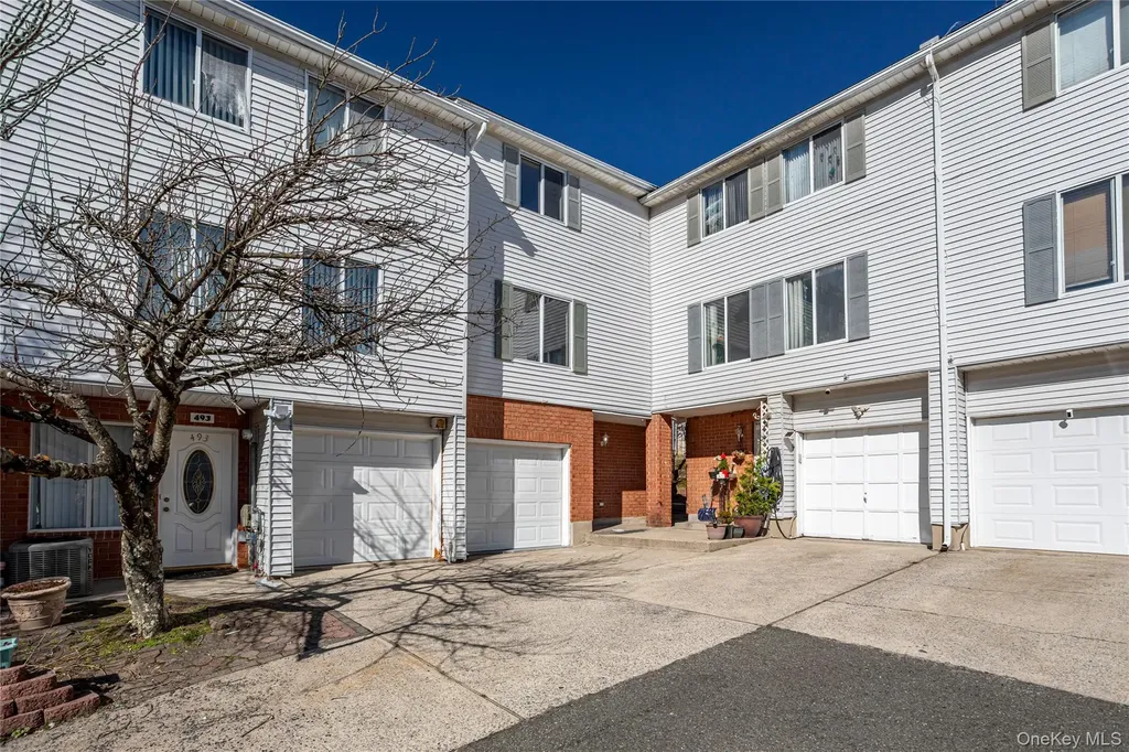 491 Ilyssa Way Staten Island NY 10312