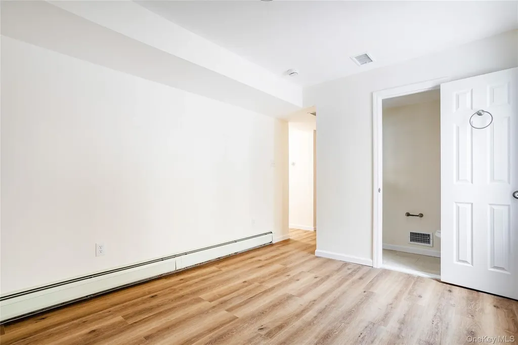 491 Ilyssa Way Staten Island NY 10312