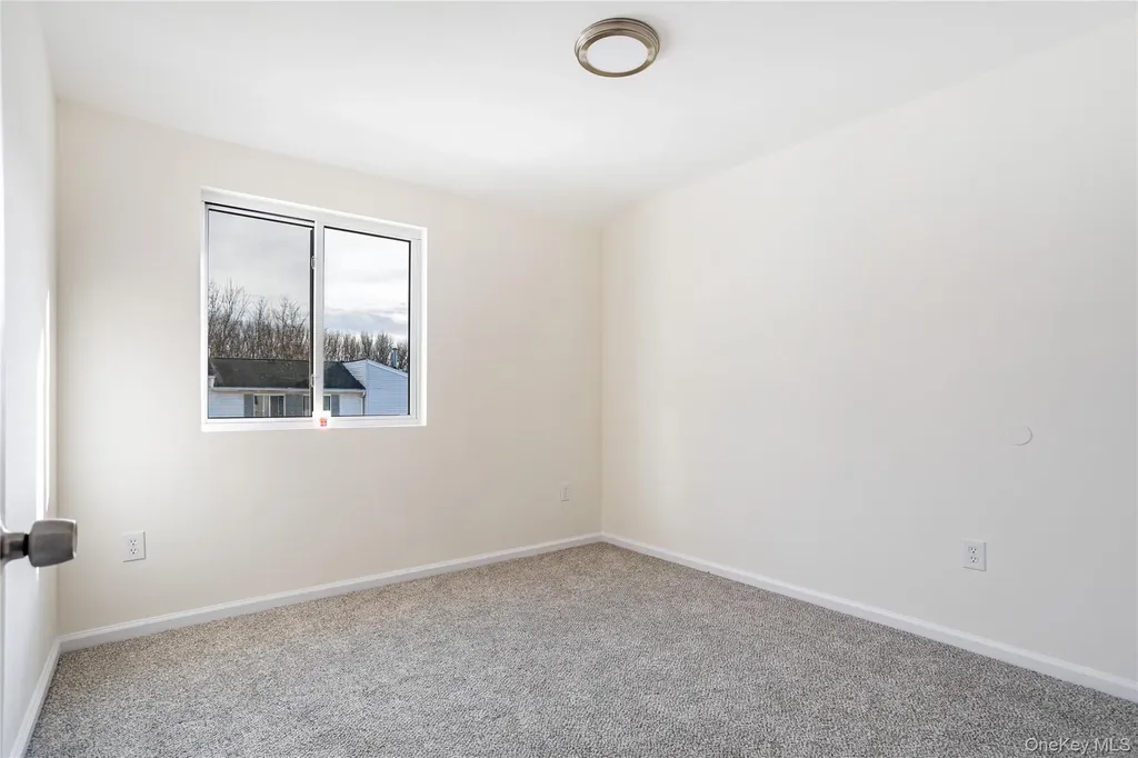 491 Ilyssa Way Staten Island NY 10312