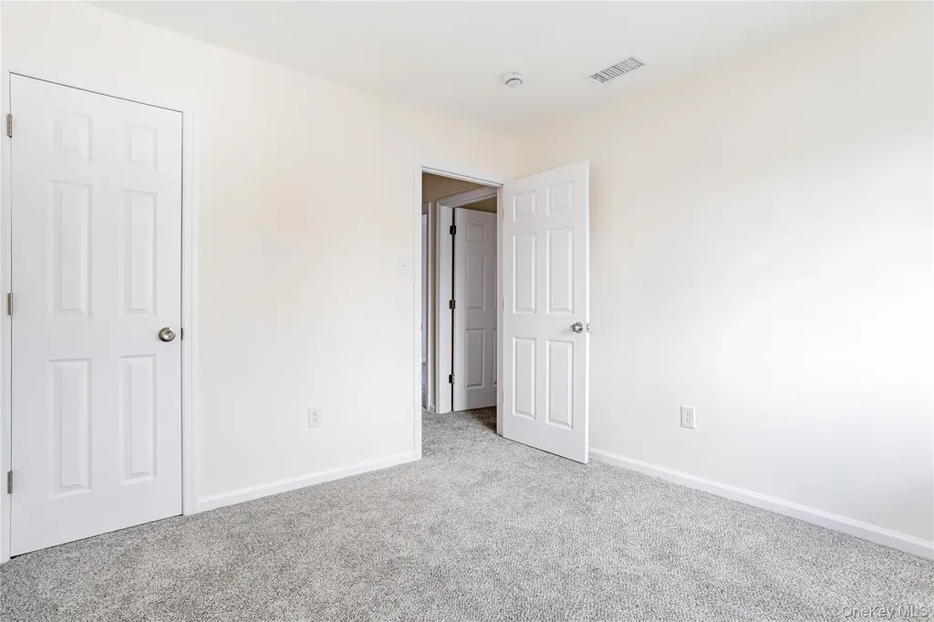 491 Ilyssa Way Staten Island NY 10312