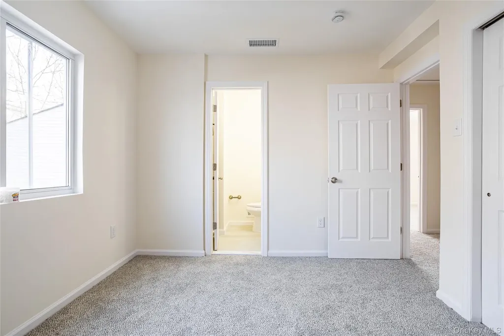 491 Ilyssa Way Staten Island NY 10312