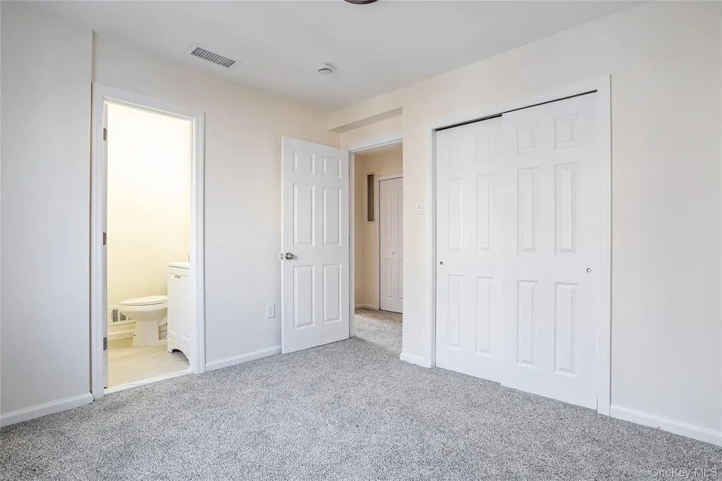 491 Ilyssa Way Staten Island NY 10312